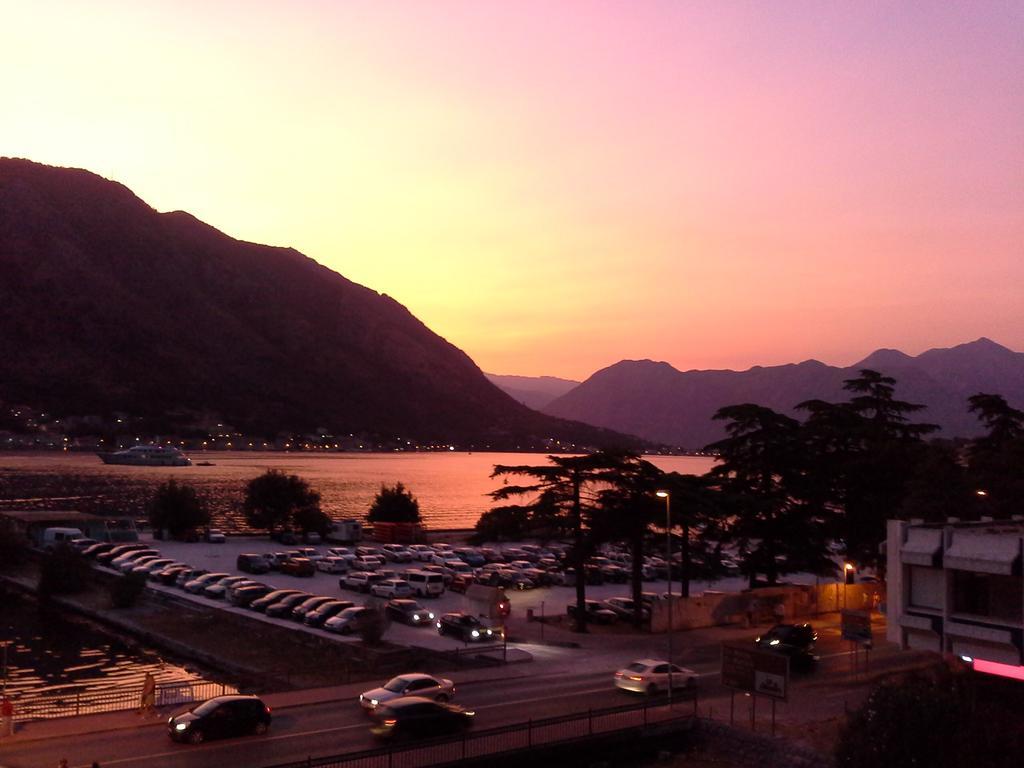 Apartment Todor Kotor Extérieur photo